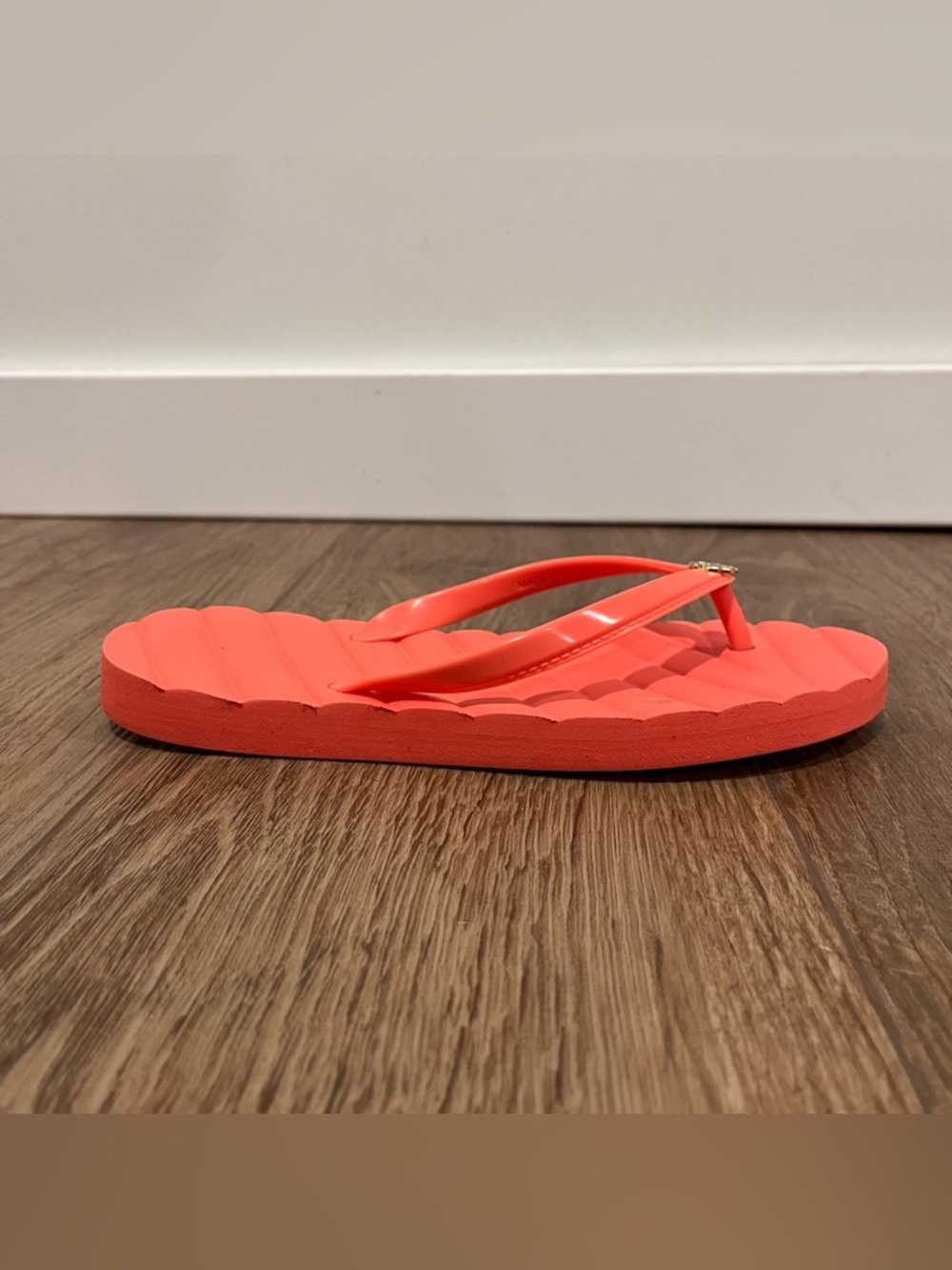 Tory Burch Kira Flip Flop Sandals Size 6 - Picture 8 of 13